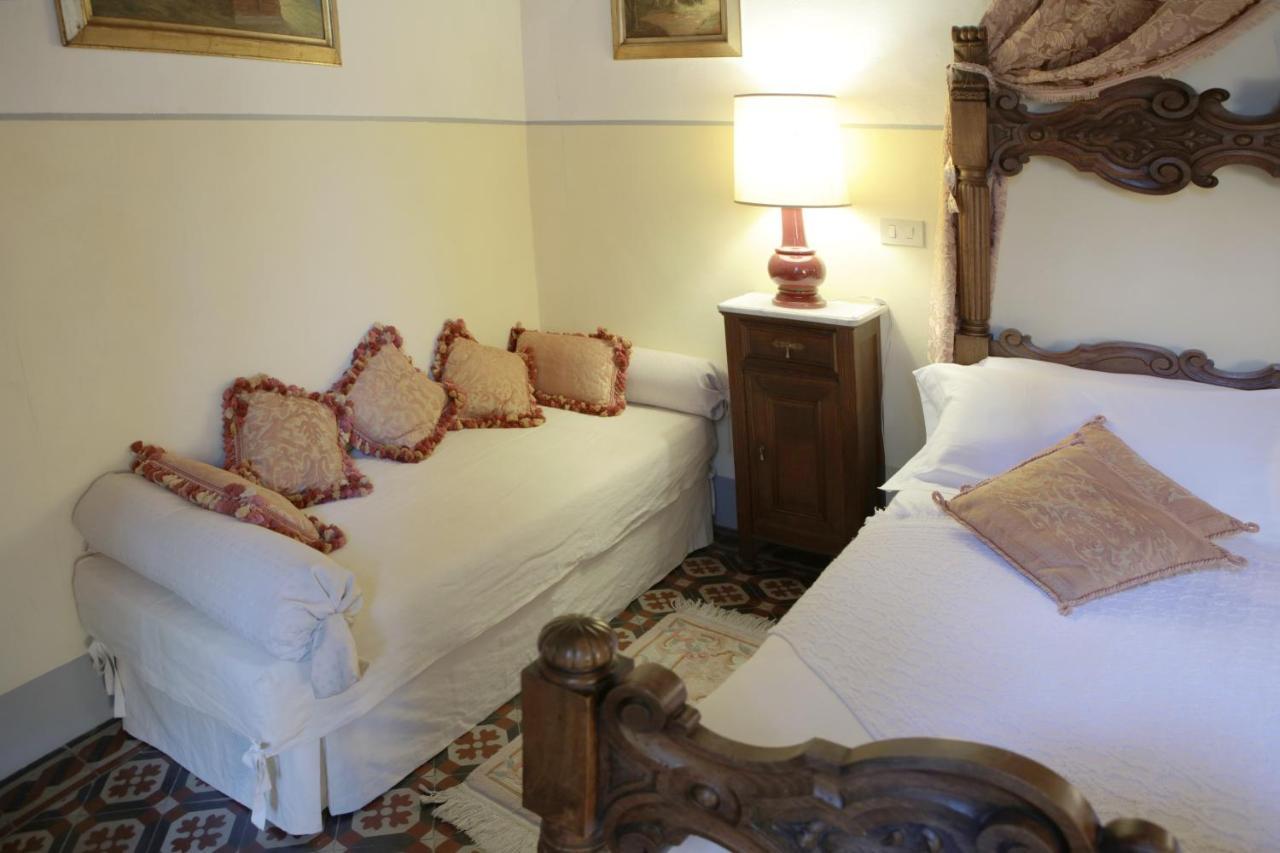 La Dogana Di Charme - Historic With A Beautiful Garden Couette-café