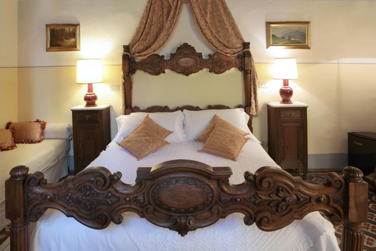 Couette-café La Dogana Di Charme - Historic With A Beautiful Garden 2*