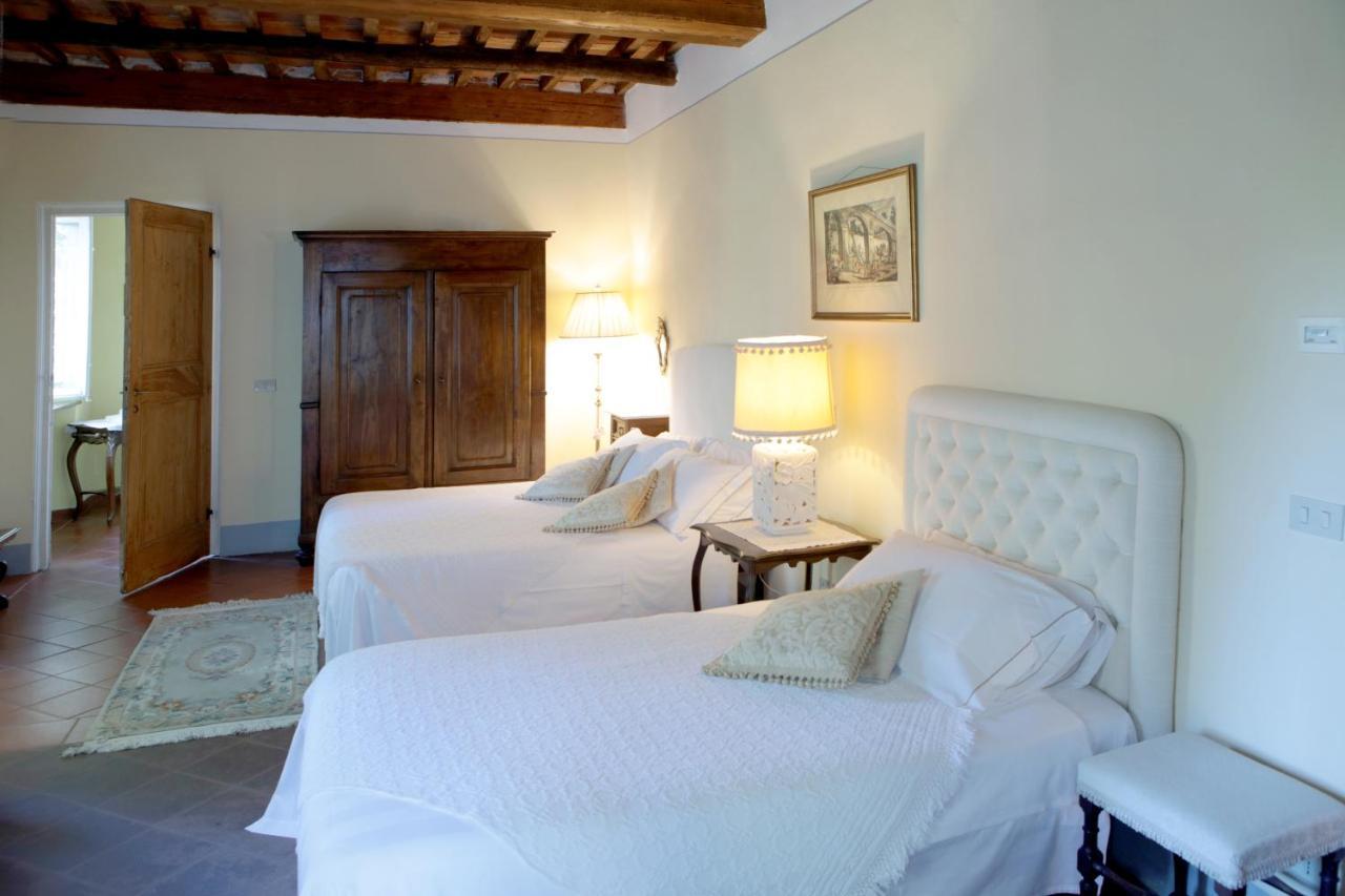 La Dogana Di Charme - Historic With A Beautiful Garden Couette-café 2*
