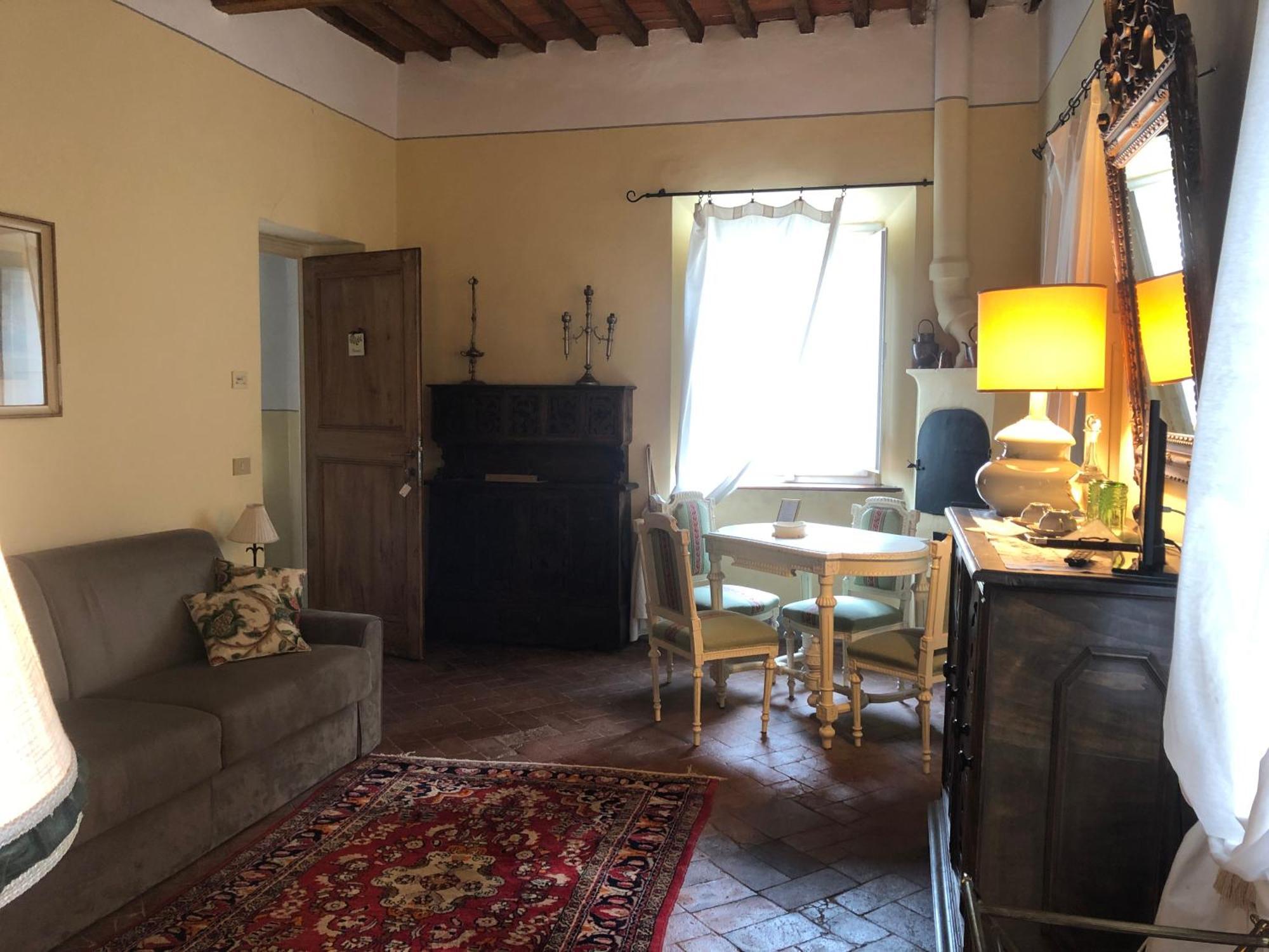 Couette-café La Dogana Di Charme - Historic With A Beautiful Garden