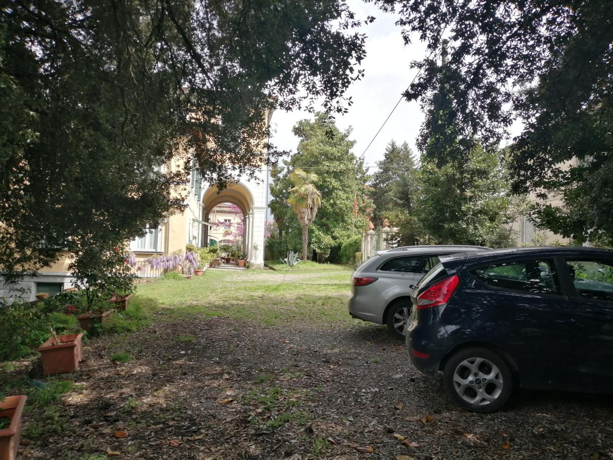 La Dogana Di Charme - Historic With A Beautiful Garden Lucques