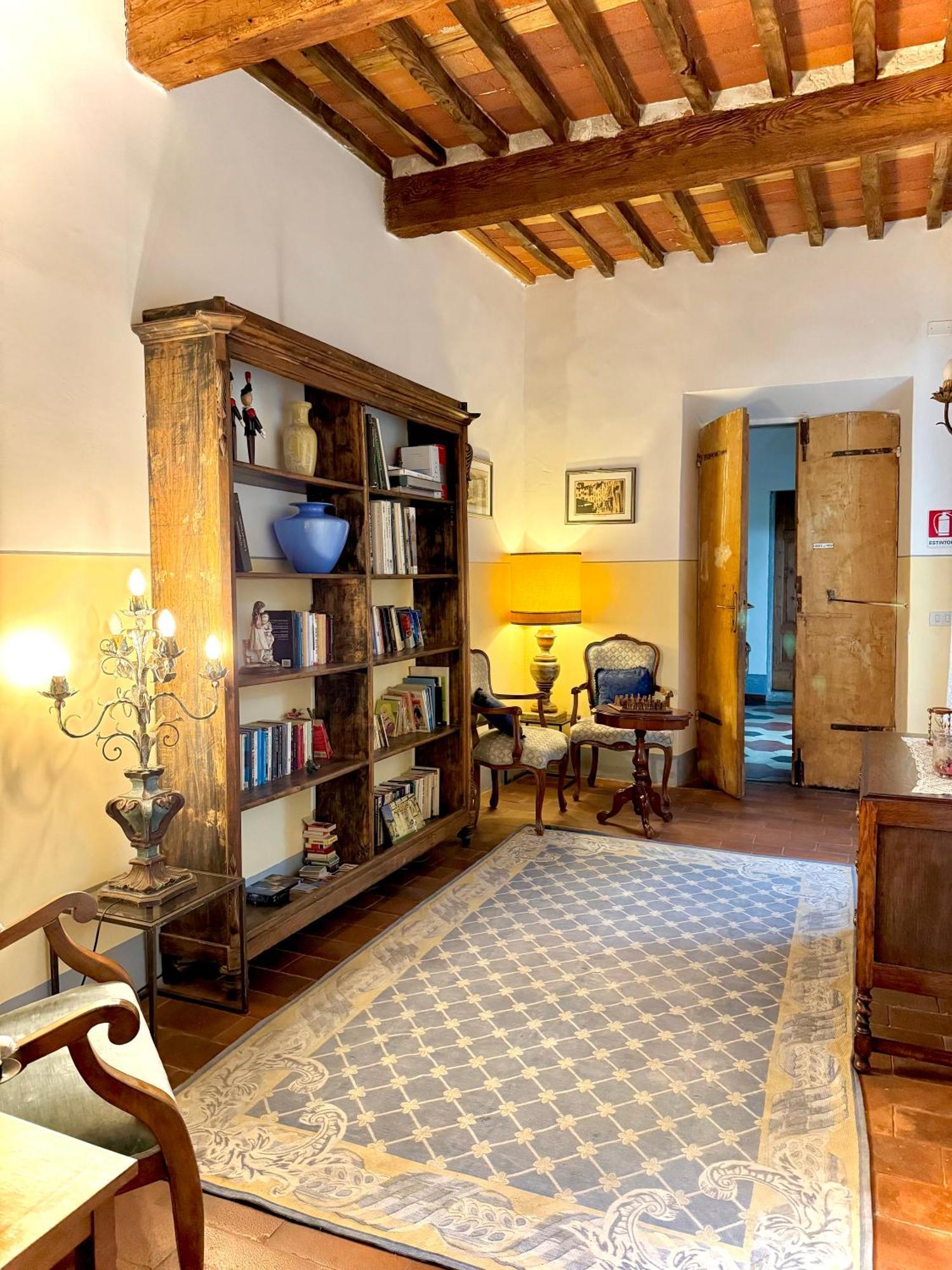 La Dogana Di Charme - Historic With A Beautiful Garden Frühstückspension