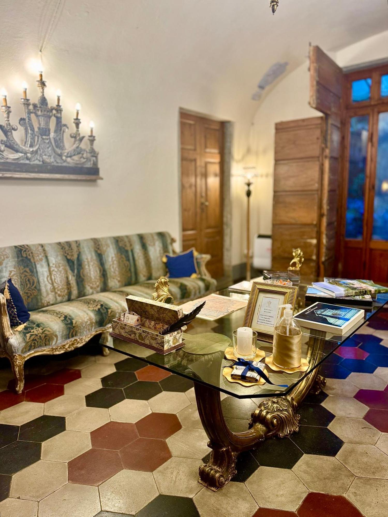 La Dogana Di Charme - Historic With A Beautiful Garden