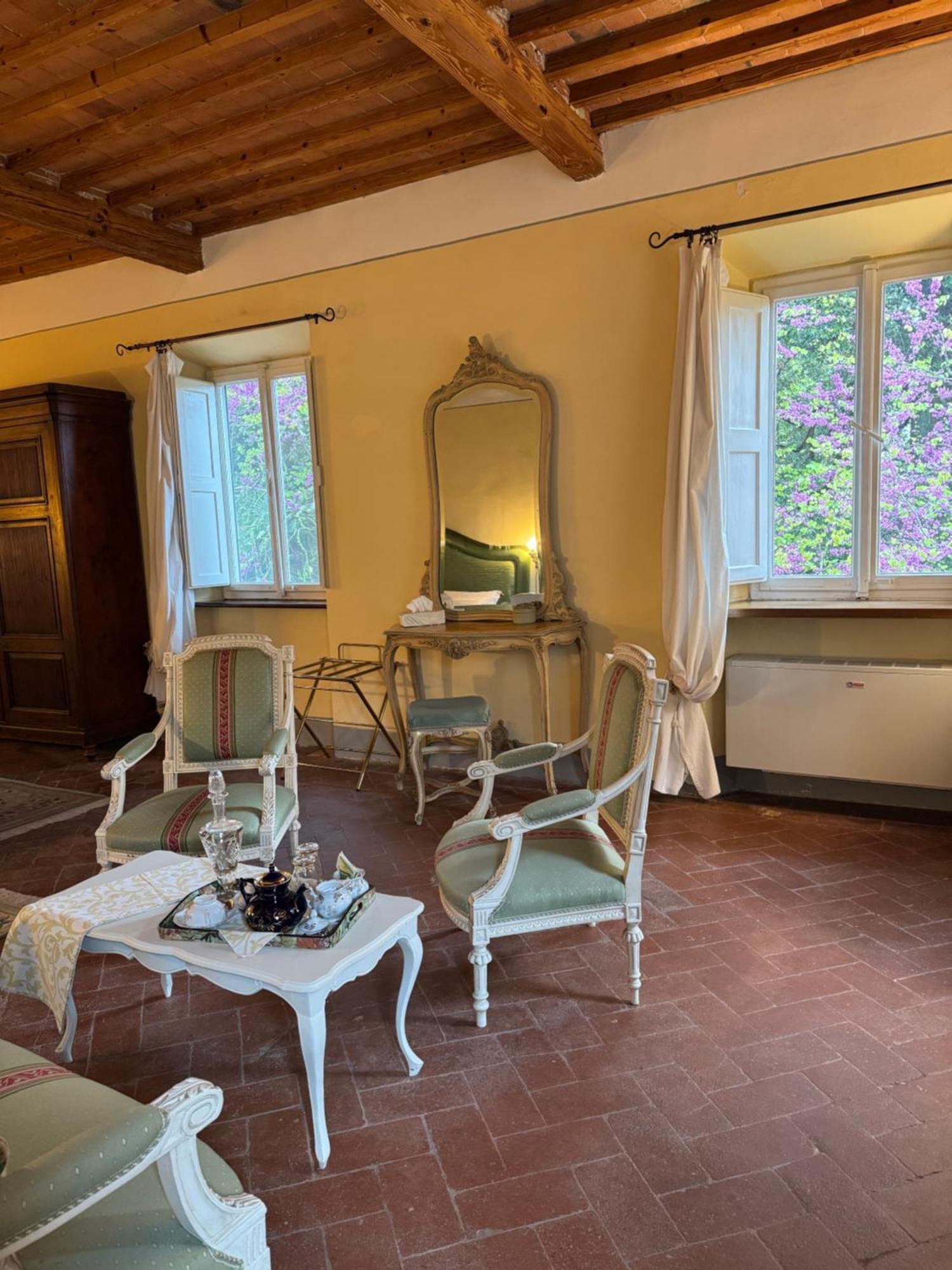 Frühstückspension La Dogana Di Charme - Historic With A Beautiful Garden