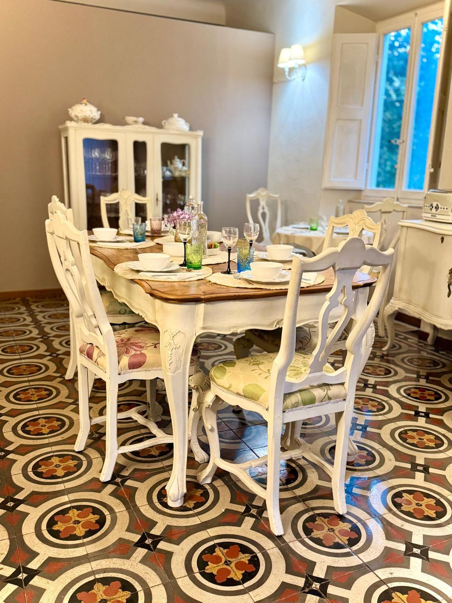 La Dogana Di Charme - Historic With A Beautiful Garden Couette-café Lucques