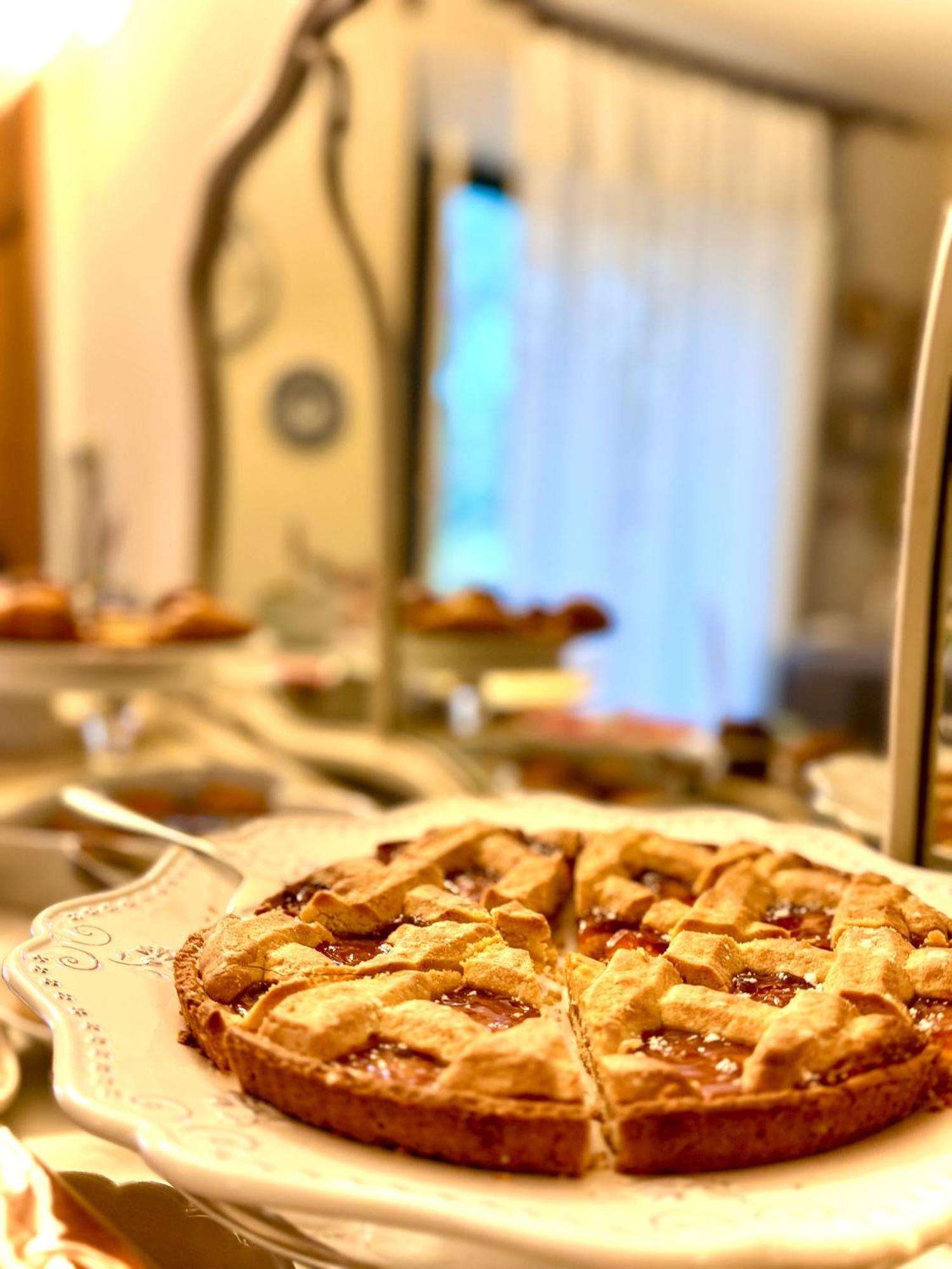 La Dogana Di Charme - Historic With A Beautiful Garden - Private Parking