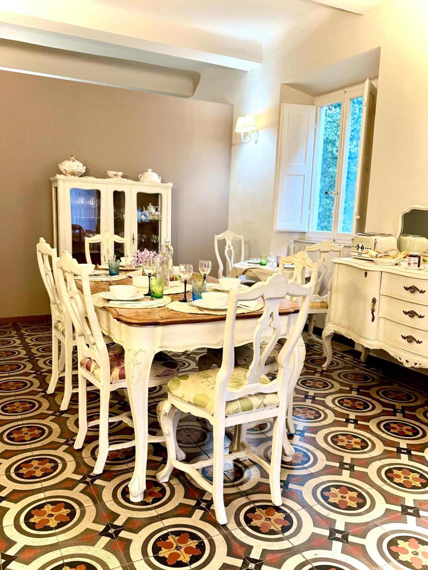 Frühstückspension La Dogana Di Charme - Historic With A Beautiful Garden 2*